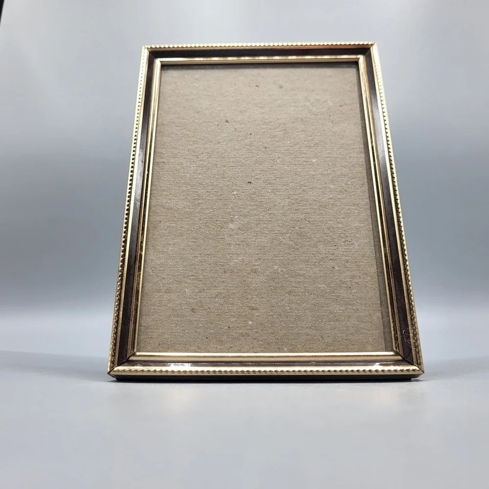 Vintage Picture Photo Frame Ornate Brown and Gold Tone Trim 5